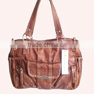 2010 Fashion Handbag thumbnail-1