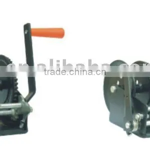 Manual Winch thumbnail-1