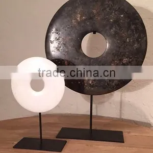 Round Metal Plate With Stand Sculpture thumbnail-1