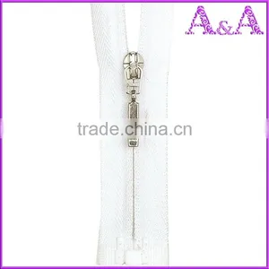 Plastic Metal Zipper Made in China thumbnail-1