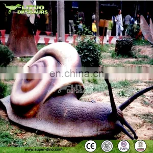 Large Insect Exhibiton Giant Snail Model thumbnail-1