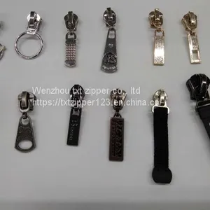 Plastic Zipper thumbnail-4
