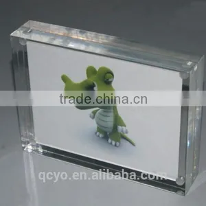 2015 Newest Product Acrylic Customized Clear Photo Frame thumbnail-1