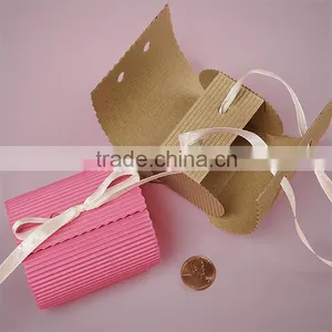 China Paper Folding Wedding Favor Boxes thumbnail-4
