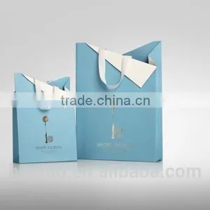 Custom Luxury Paper Bag thumbnail-2
