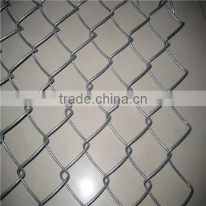 Galvanized Diamond Fence / Chain Link Fence / Fence ( ISO9001) thumbnail-1