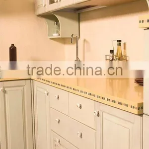 Raw Natural Quartz Stone thumbnail-1