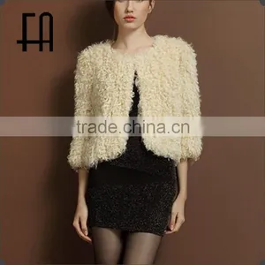 Factory Price Wholesale Fashion Lady's Lamb Fur Knitted Jacket thumbnail-2