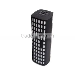2016 High Quality New Protable Wireless Mini Waterproofbluetooth Speaker With FM and RADIO18650 thumbnail-3