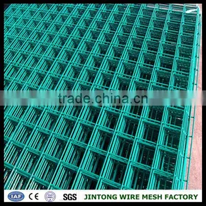 2016 Green Pvc Vinyl Coated /galvanized Welded Wire Mesh Roll Wire Fencing thumbnail-4