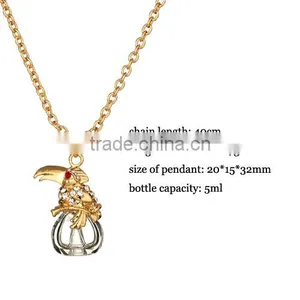 Woodpecker Shape Jewelry Pendant Glass Perfume Bottle Jewelry thumbnail-1