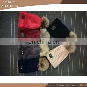 Custom Women Winter Fur Hat Raccoon Fur Pompom Knitted Beanie Hat thumbnail-3