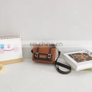 Korean Version of Autumn and Winter 2020 New Pu Retro Shoulder Bag Cute Versatile Straddle Boys and Girls Shoulder Bag thumbnail-2