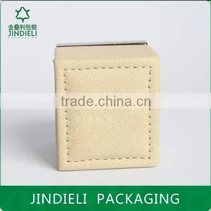 Tiny Lovely Velvet Off-white Ring Gift Box thumbnail-3