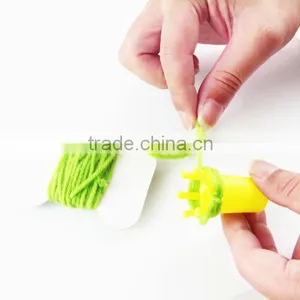 DIY Toy Kids Fun With Wool Weaving Kit thumbnail-4
