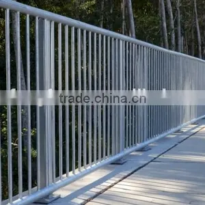 Eco-Friendly Easily Roadside Safety Fence thumbnail-3