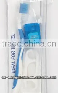 PLASTIC TRAVEL TOOTHBRUSH SET thumbnail-1
