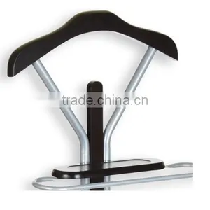 High Quality New Design Clothes Hanger Rack Wooden Suit Valet Stand thumbnail-3
