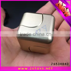 New Product Fidget Hand Spinner Toy Cube Spinner for Stress Relief thumbnail-3
