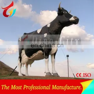 Attractive Outdoor Playground Fiberglass Cows Statue thumbnail-3
