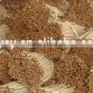 Pure High Quality Cinnamon Leaf Oil thumbnail-1