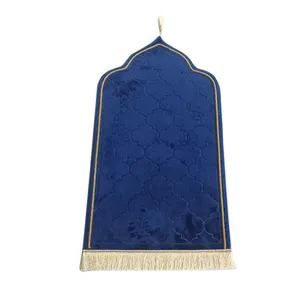 Hot Selling Portable Embroidery Foam Arabic Ramadan Padded Praying Rug Sejadah Muslim Prayer Mat thumbnail-3
