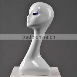 Mannequin Head for Hat and Accessory Display thumbnail-1