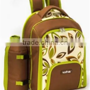 4 Person Picnic Bag With Cooler Compartment thumbnail-1