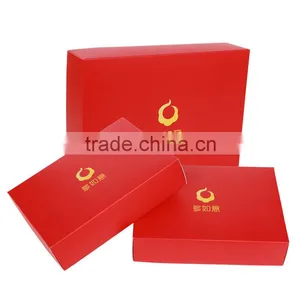Red Earth Cover Clothing Gift Pack thumbnail-3
