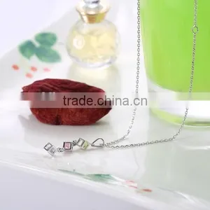 Website China 925 Sterling Silver Tricolor CZ Cube Pendant Necklace thumbnail-3