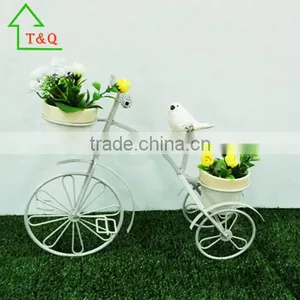 New Metal Nostalgia Yard Bike Planter Cream Decorative Plant Pots Indoor thumbnail-1