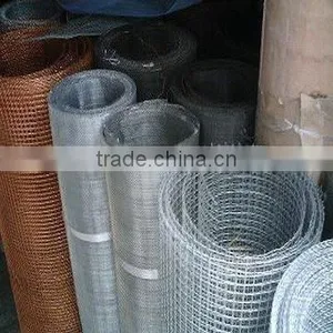 4x4 Galvanized Square Wire Mesh thumbnail-1