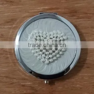 Rhinestone Pearls Beaded Metal Heart Compact Mirror thumbnail-1