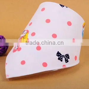 Trangle Cotton Disposable Baby Bib Wholesale thumbnail-5
