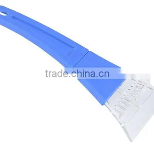 Mini Plastic Ice Scraper thumbnail-1
