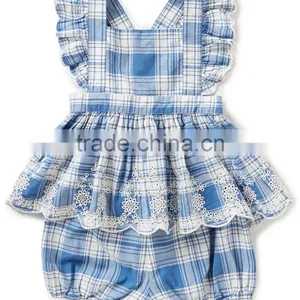 2017 New Fashion Wholesale Gingham Children's Boutique Clothing Baby Seersucker Bubble Clothes Set thumbnail-1