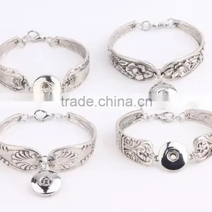 Free Sample Vintage Flower Design Bangle Two Parts Lobster Clasp Bangle Diy Snap Button Charm Bangle thumbnail-3