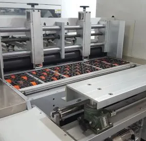 Flatbed Die-cutting and Embossing Smachines thumbnail-2