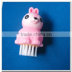 Cute Animal Shape Nail Brush thumbnail-4