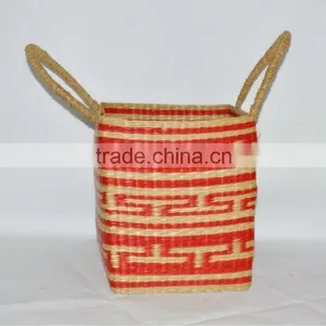 Vietnam Wicker Basket Handcrafted Square Storage Basket With Handle thumbnail-1