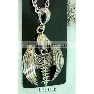 Pewter Skull Necklace thumbnail-1