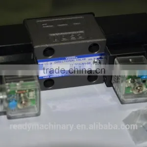 2016 New 158 Ton Servo Motor Small Plastic Crisper Injection Molding Machine thumbnail-2