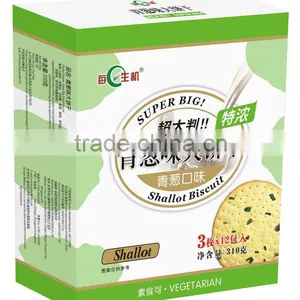 Super Big Biscuit Cracker With Fresh Sping Onion thumbnail-1