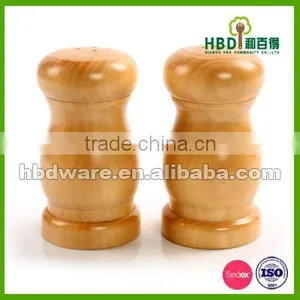 High Quality Wood Salt and Pepper Shaker Set thumbnail-1