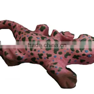 Wooden Gecko thumbnail-1