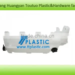 Plastic Coolant Reservoir Customized Mould and Products Factory thumbnail-6
