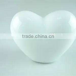Heart Shape White Ceramic Vases for Flower/decorate Use in Stock thumbnail-1