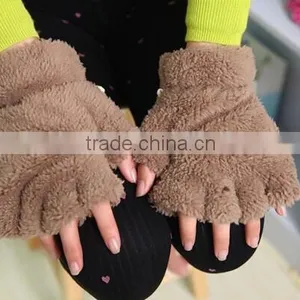 Plush Animal Paw Glove thumbnail-1