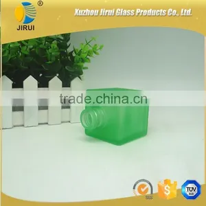 Green Painting Square Diffuser Glass Bottle thumbnail-2