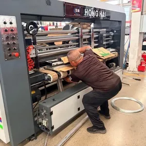 Tight Stitching Folder Gluer Stitcher for Pressure Resistant Carton thumbnail-3